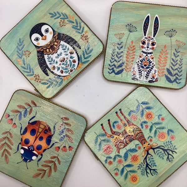 Set of 4 square wood coasters 