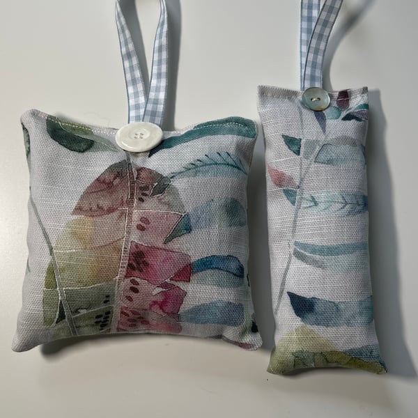 2 fabric lavender sachets - Handmade