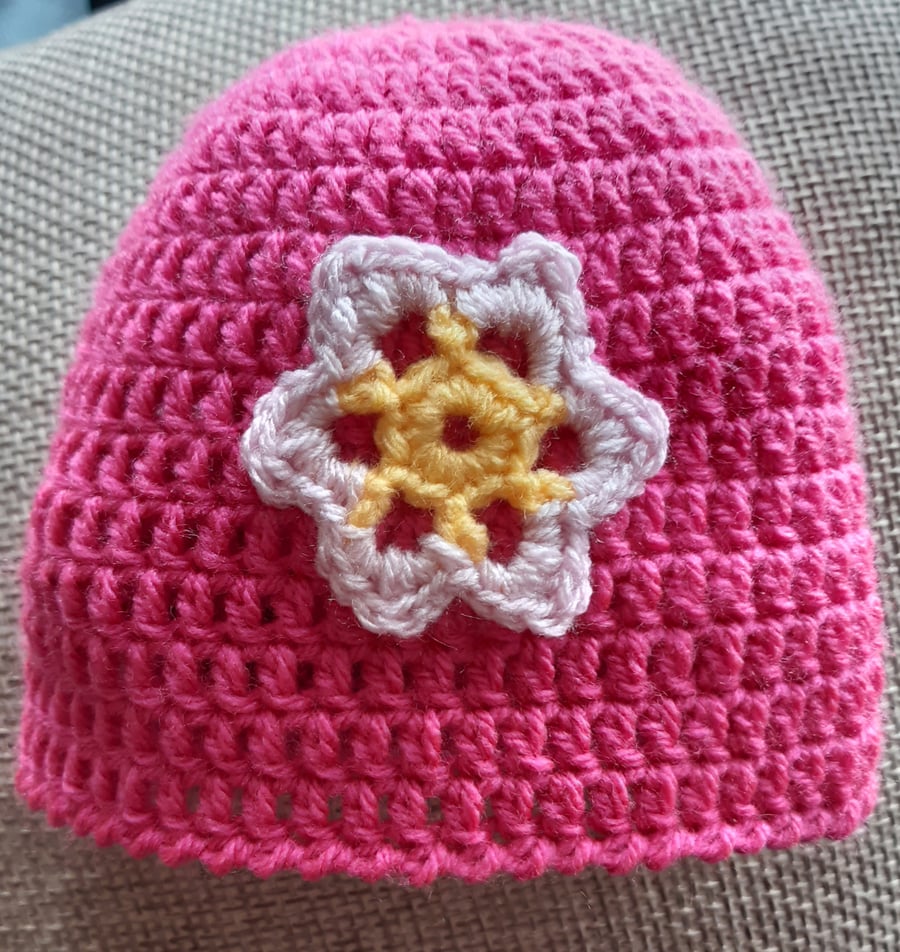Crochet baby hat 0-6 months