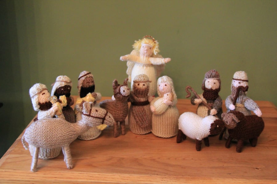 Knitted Nativity