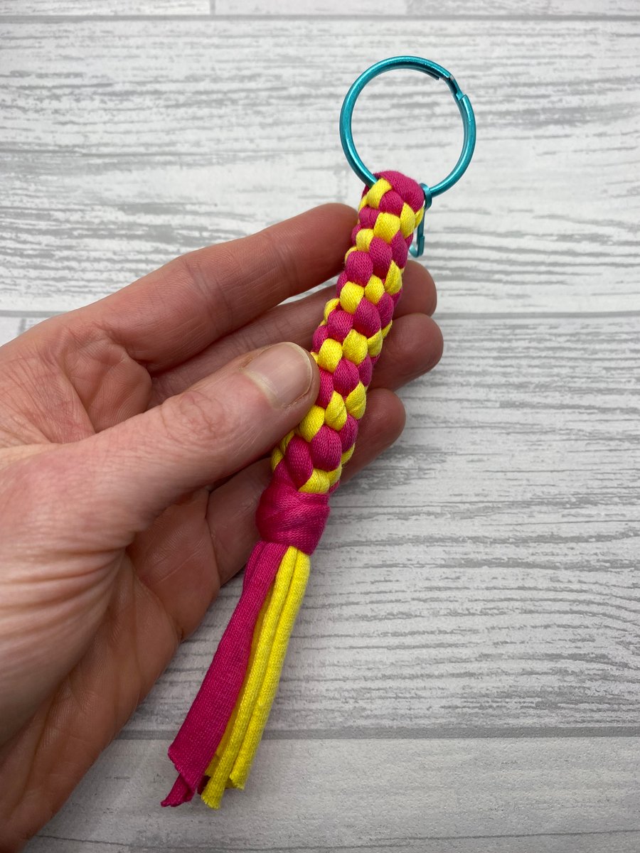 Macrame keyring in yellow and pink recycled t-shirt yarn