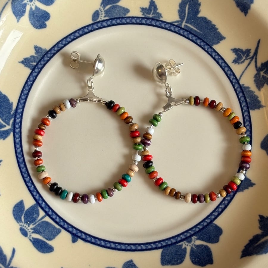 Lightweight hoop earrings 