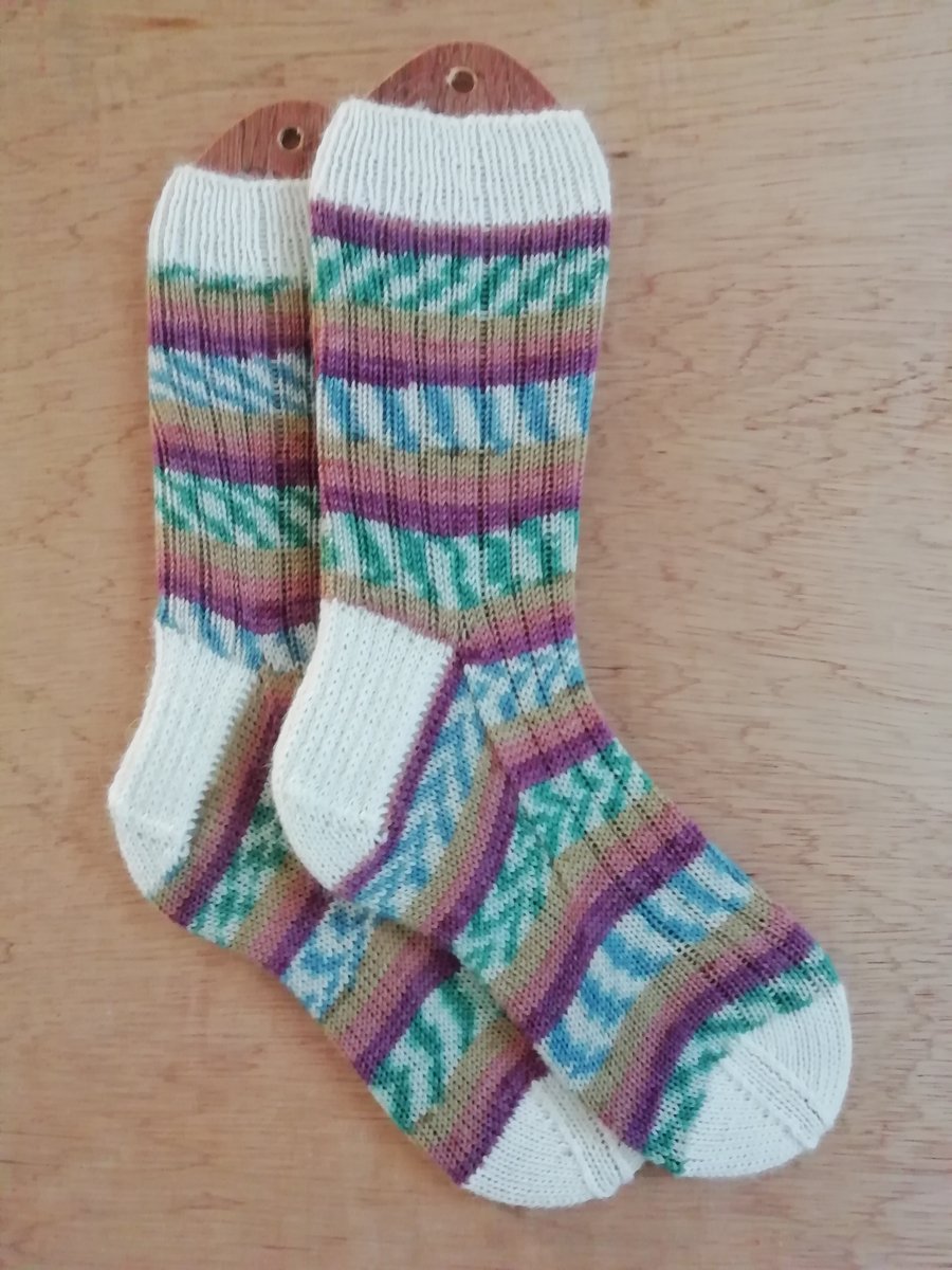 Socks, hand knitted, Medium, size 5-6- Merino wool