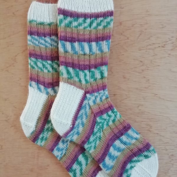 Socks, hand knitted, Medium, size 5-6- Merino wool
