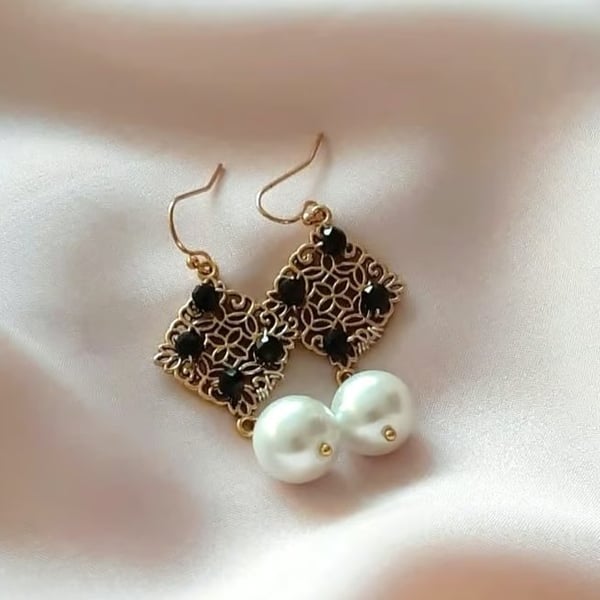 Black Pearl Drop Earrings – Square Beaded Earrings, Antique Style Jewellery Gift