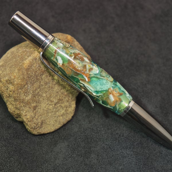 Artisan pen hand made on Orkney. S21