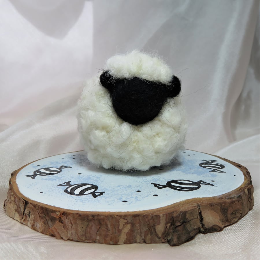 Baa Humbug! Needle felted (un)festive christmas sheep decoration