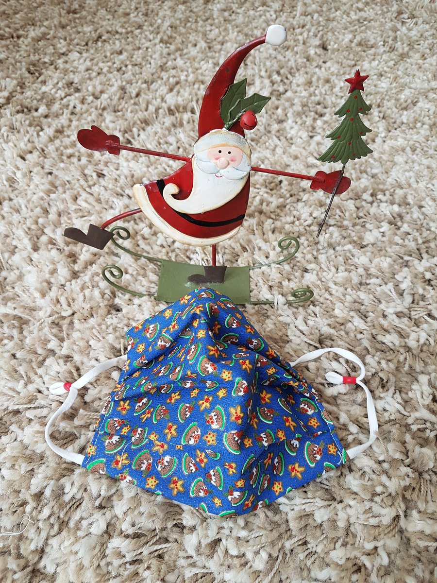 Adult festive face covering – Christmas Pudding Print 