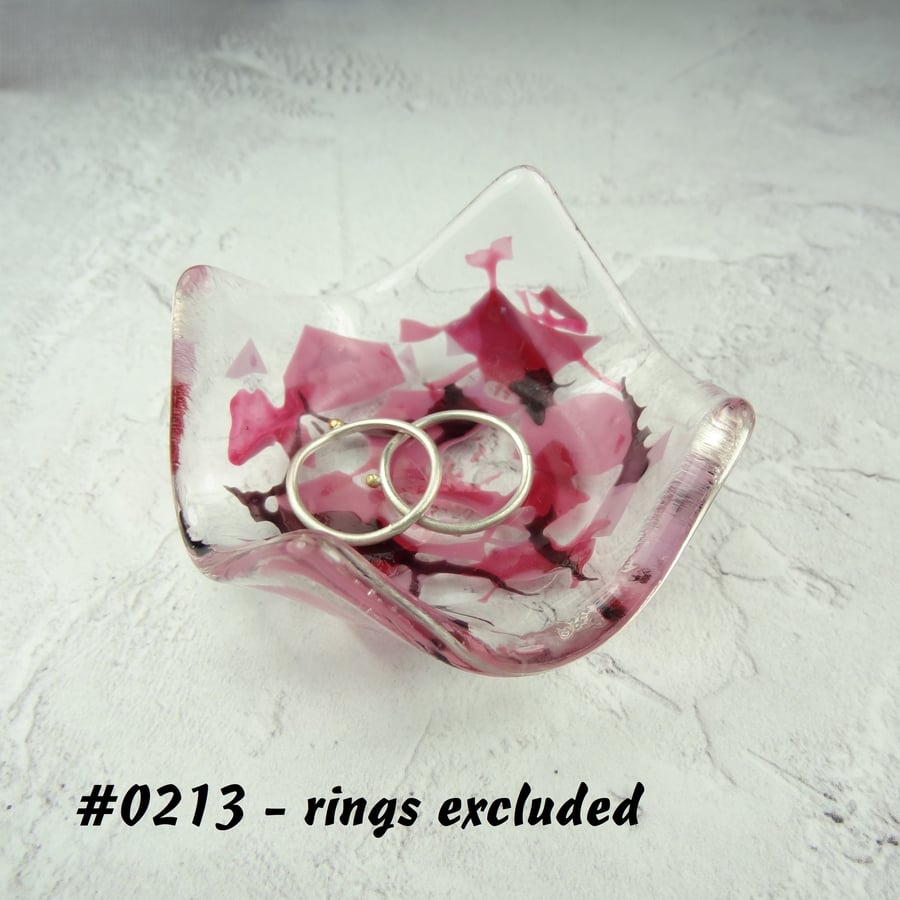 Pink and purple fused glass ring dish, 7cm approx, handcrafted (0213)