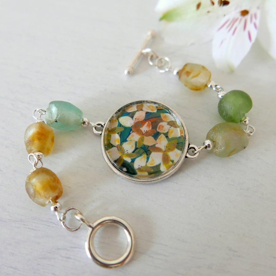 Green Sea Glass Bracelet, Peruvian Lily Art Bracelet, Green Jewellery