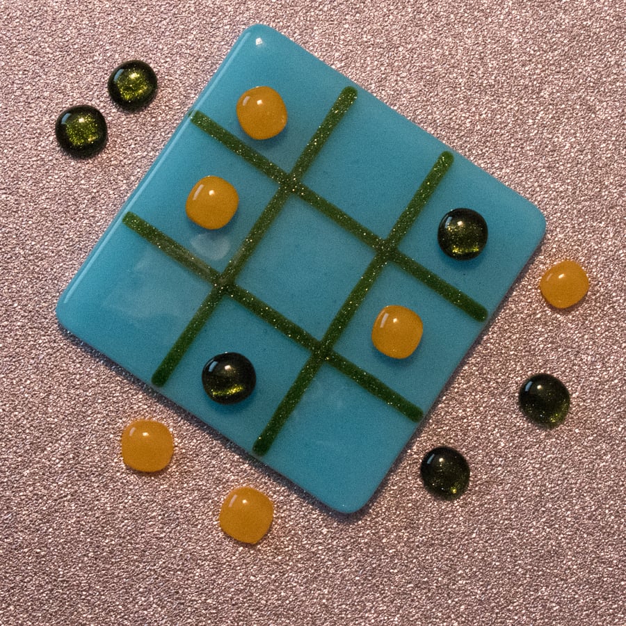 Blue & Green Tic Tac Toe - OXO Game in Fused Glass - OXO-B