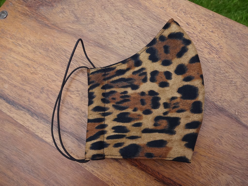 Face Mask size MEDIUM