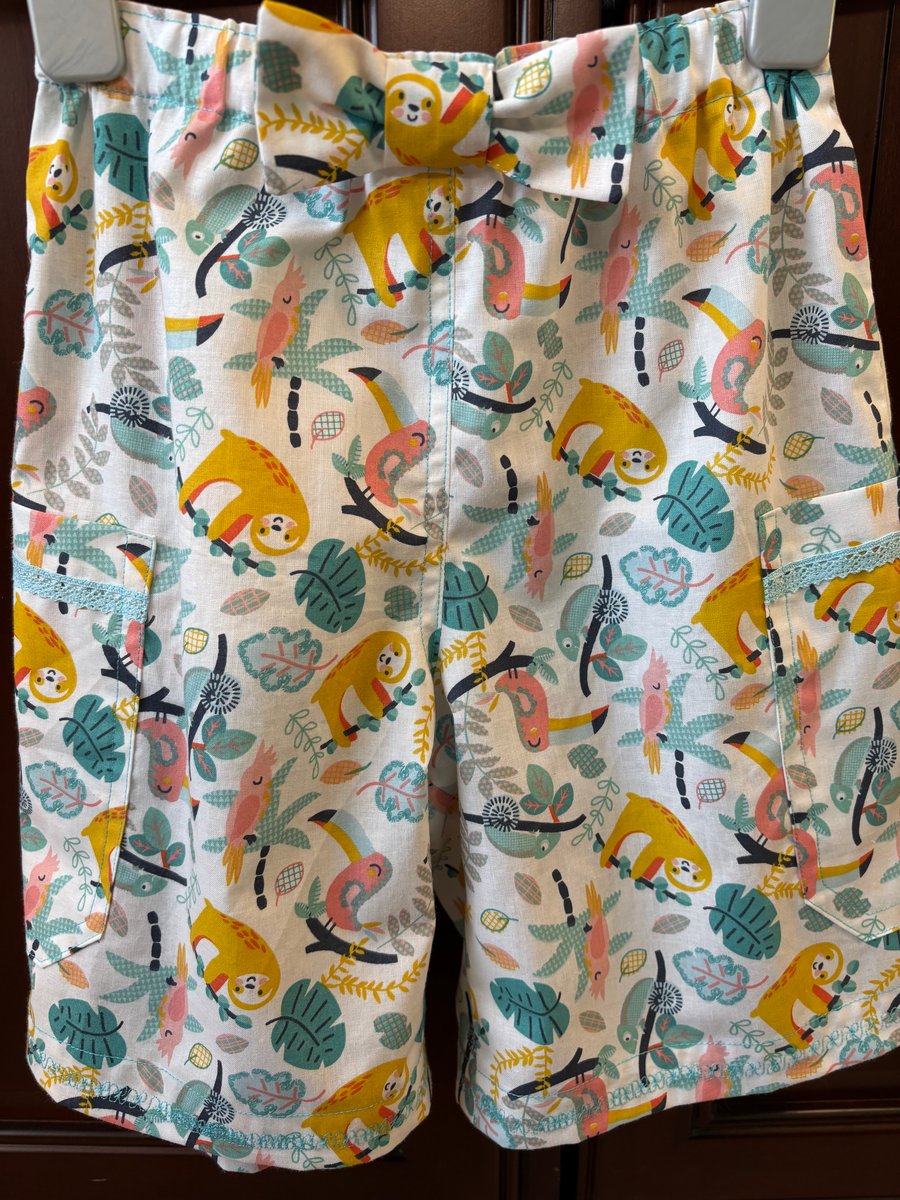 Pretty Sloth Themed Cargo Shorts