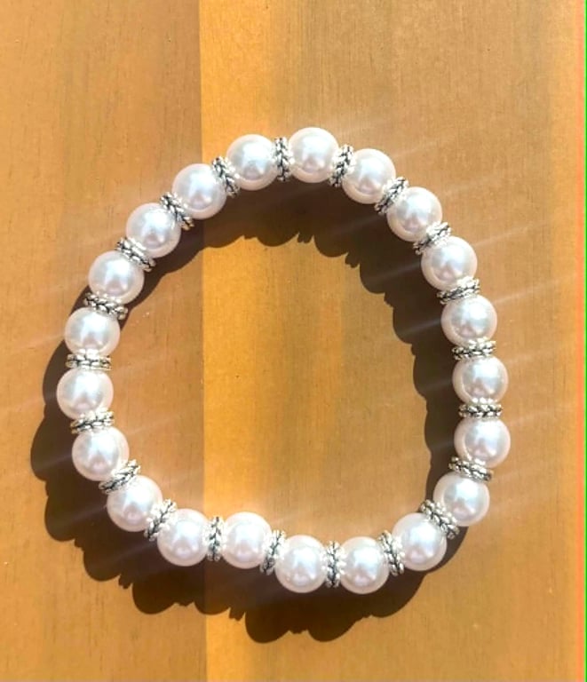 Handmade Pearl-Coloured Beaded Bracelet with Silver-Tone Detailing