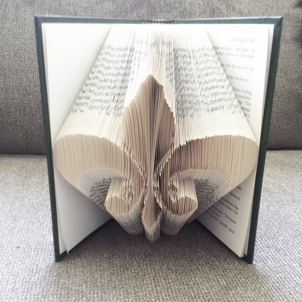 Fleur de Lis MMF Book Folding Pattern - EMAILED PDF PATTERN