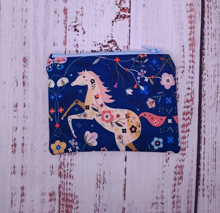 Beautiful horse fabric coin zip purse
