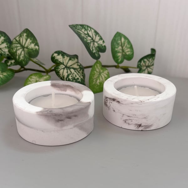 Taupe and White Swirl Tea light Holder 