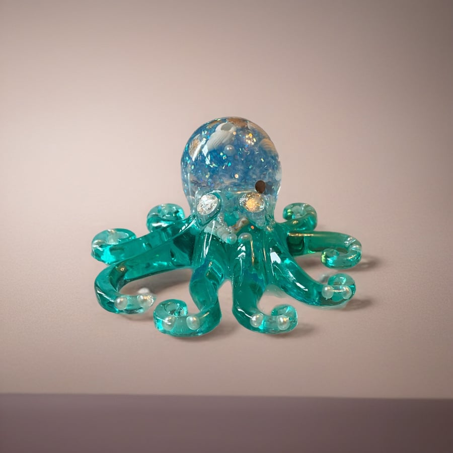Handmade Resin Octopus with Real Shells – Ocean Inspired Octopus Ornament – Coas
