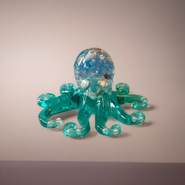 Handmade Resin Octopus with Real Shells – Ocean Inspired Octopus Ornament – Coas