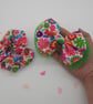 Flower power clip on hair bow and scrunchie set.   - Image 5