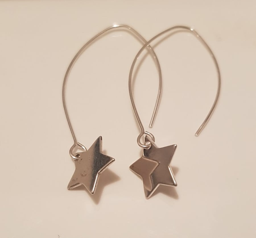 Handmade : Sterling silver star earrings : made to order