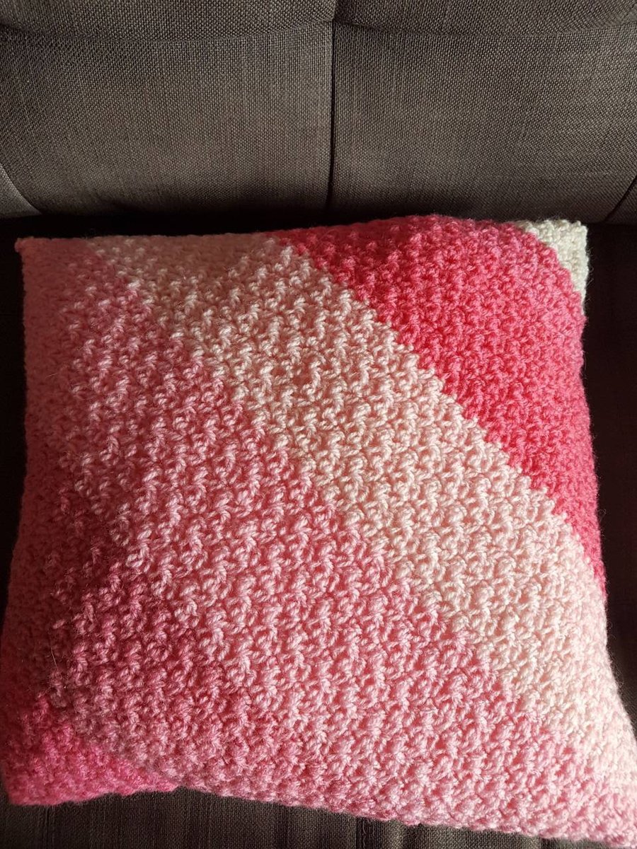 Shades of pink scatter cushion