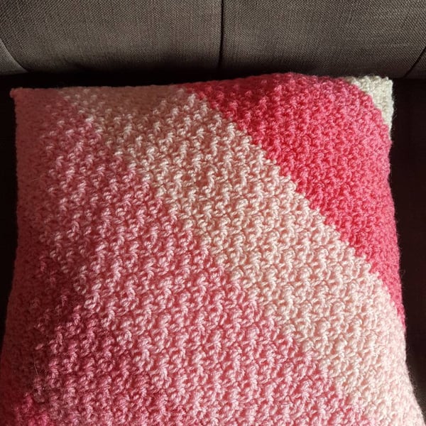Shades of pink scatter cushion