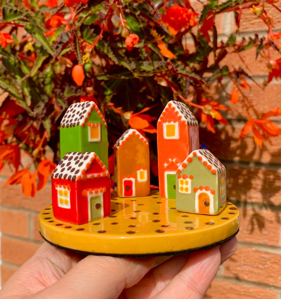 PRIVATE LISTING - TRACY NIXON Autumn Houses