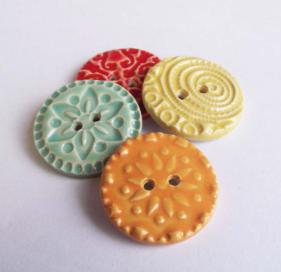 Set of four large  ceramic buttons
