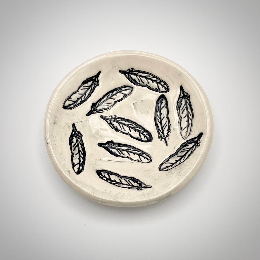 NEW! Black and white feather ceramic trinket dish