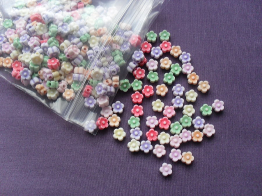 Acrylic Flower Beads