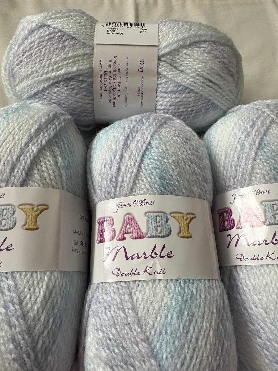 4 x 100 grams Marble DK Yarn 