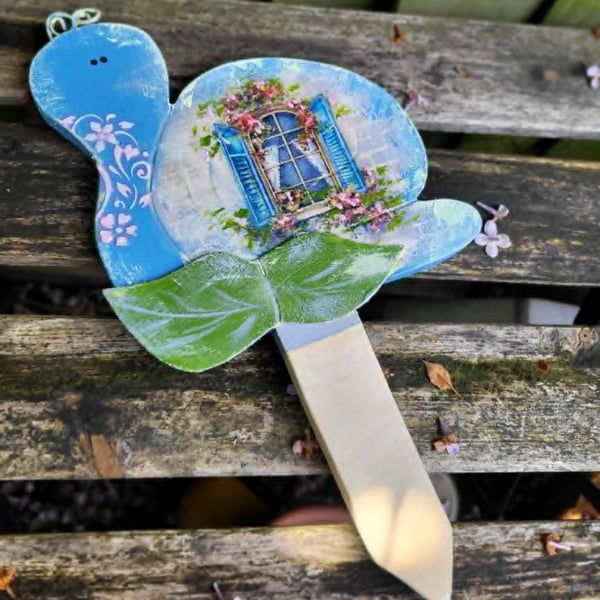 Handmade Wooden Snail Garden Stakes - Decoupage Cottage Core Plant Pots Decor