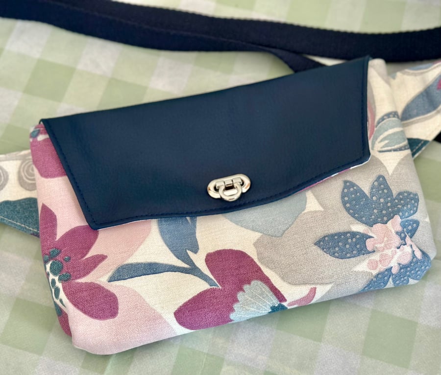 Haralson Belt Bag. Pattern by Noodlehead.