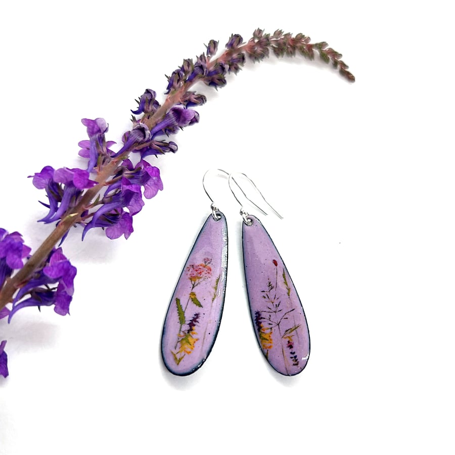 Light purple wild flowers drop earrings