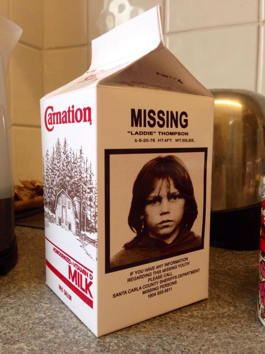 Lost Boys Replica "Laddie Thompson" Milk Carton Halloween Horror Prop