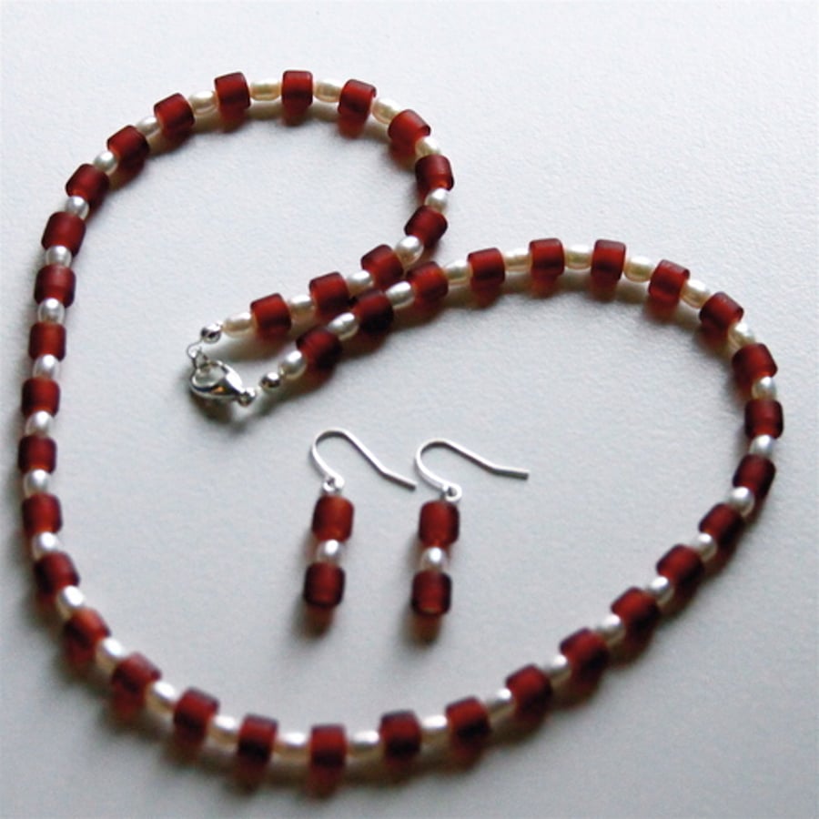Red bead and pearl necklace & earring set