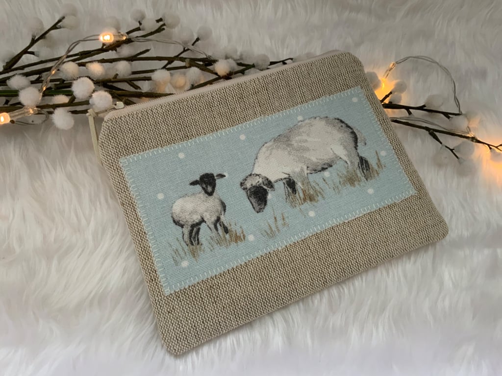 Linen Zipped Purse, Sheep Purse, Small Cosmetic Bag, Accessory Purse
