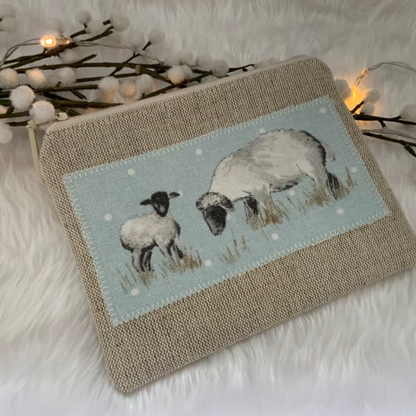 Linen Zipped Purse, Sheep Purse, Small Cosmetic Bag, Accessory Purse