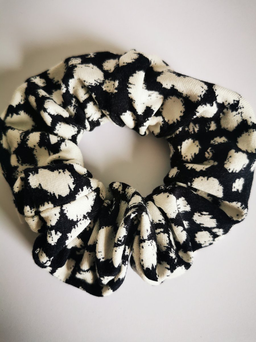Splodges Scrunchie