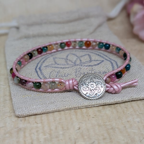 Pink leather bracelet with pink and green mixed agate beads and button fastener 
