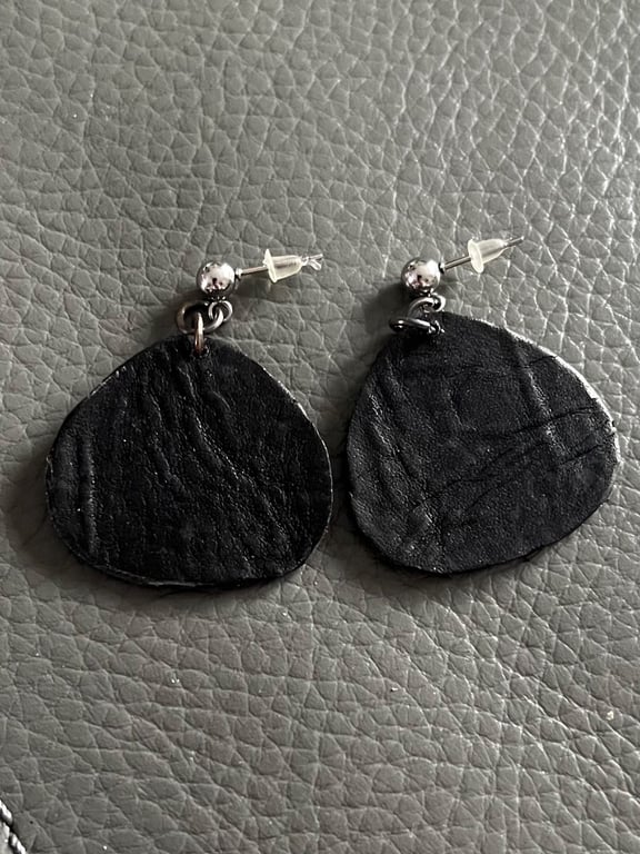 Black Minimalist Leather Earrings - Lightweight Leather Earrings 
