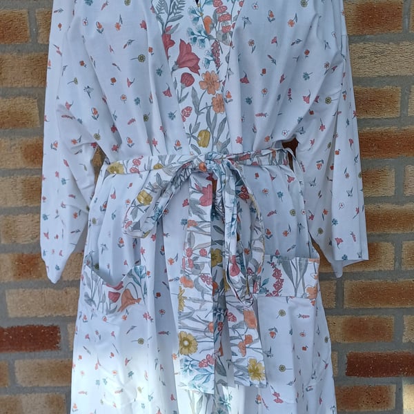 Bath Robe white cotton floral kimono style dressing gown one size 10 to 16