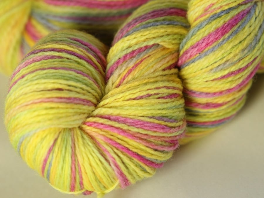 Spring Flowers - Sportweight merino yarn