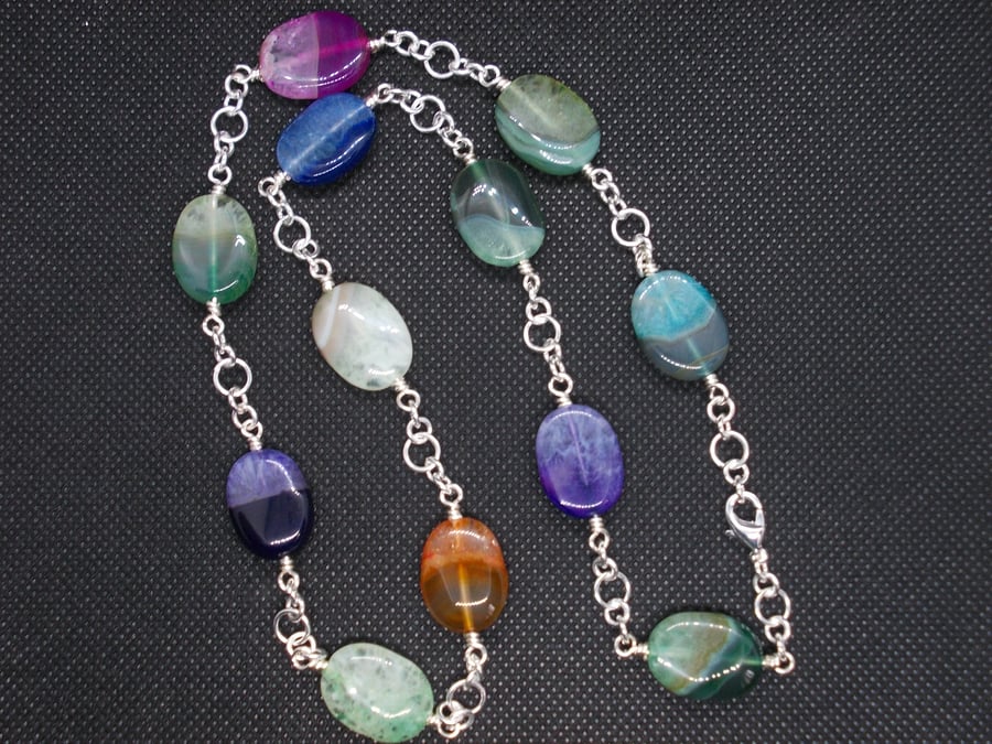 Agate oval and handmade chain necklace