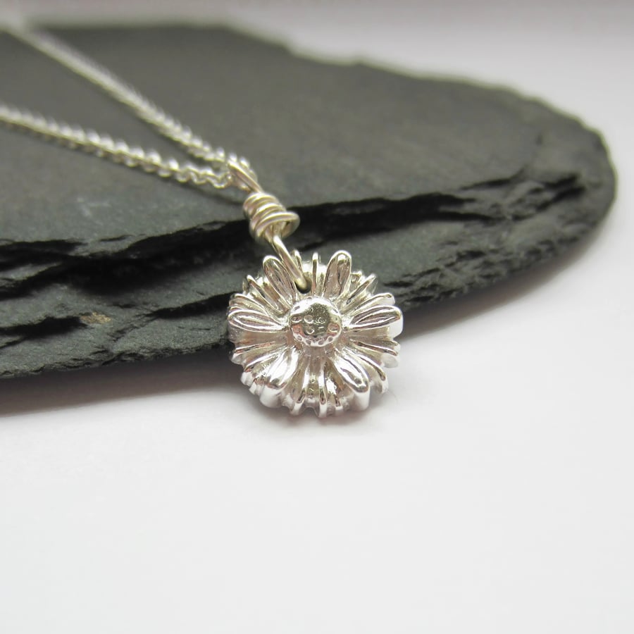 Fine Silver Daisy Flower Necklace - April Birthflower Pendant
