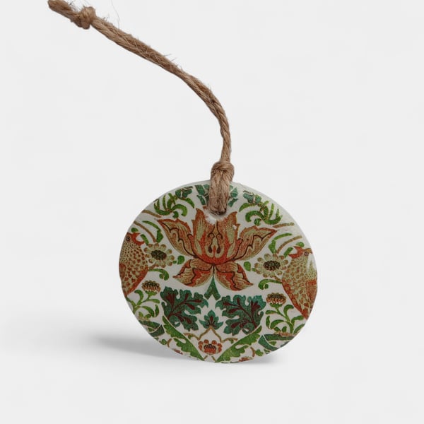 Gold & Green Flowers Vintage Style Round Clay Hanging Aromatherapy Diffuser