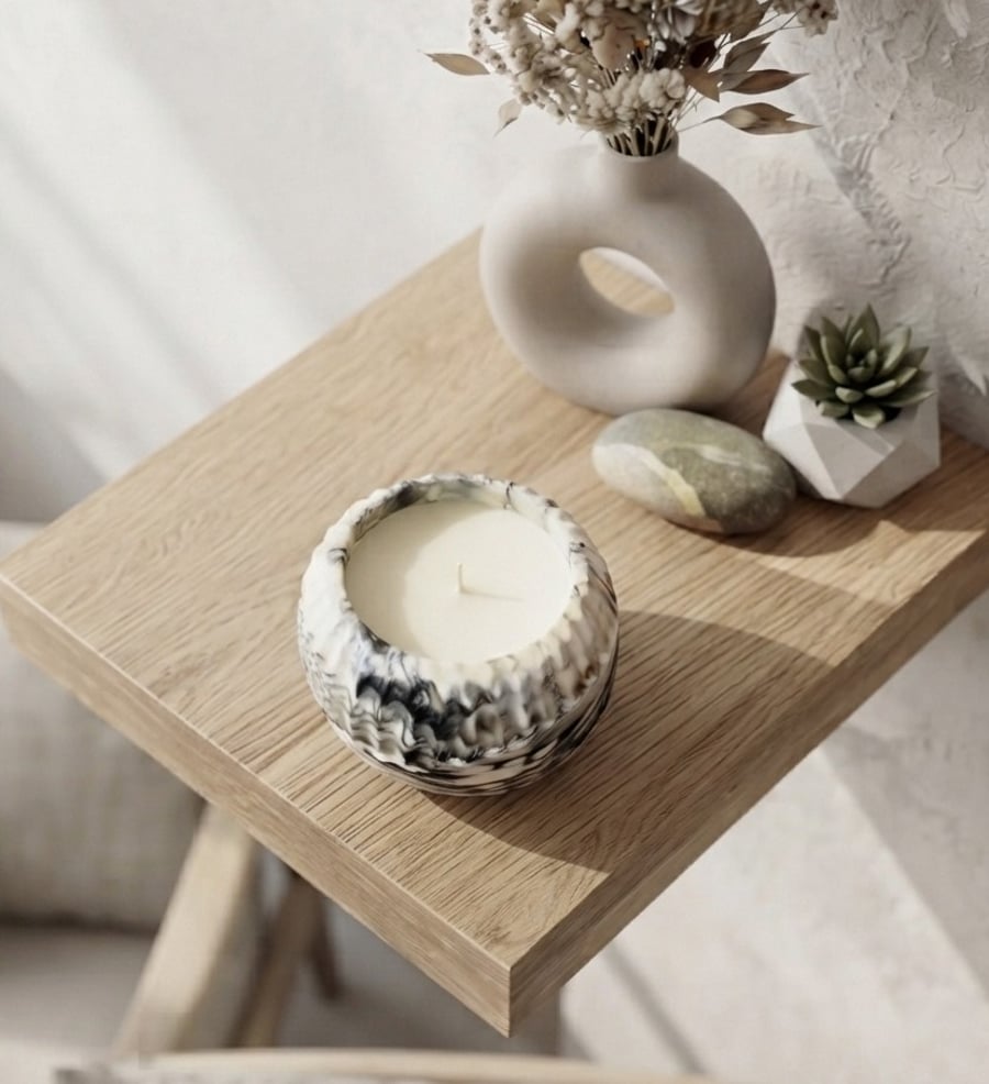 Black & White Marble Effect Eco-resin Sandalwood Scented Candle