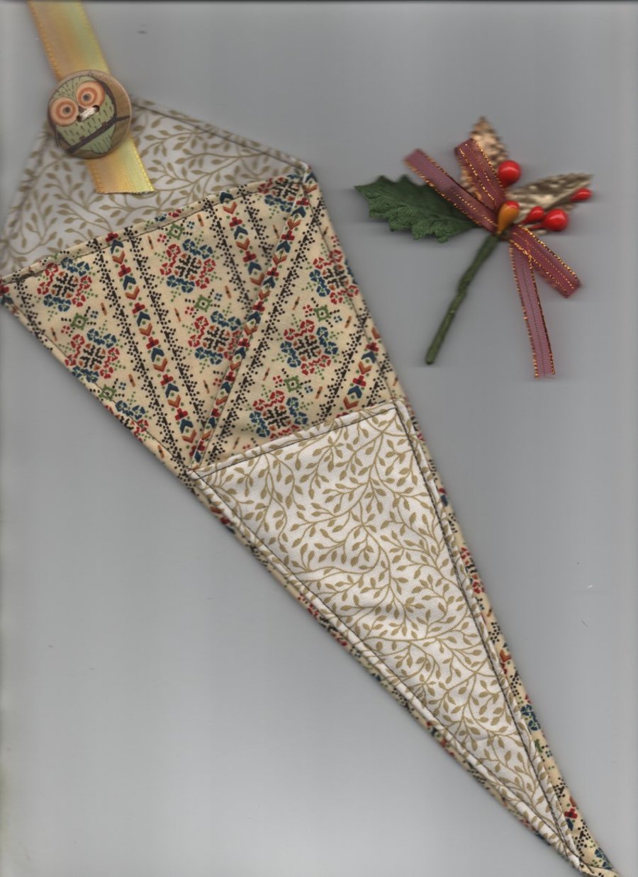 ChrissieCraft embellished triple-pocket SCISSOR KEEPER