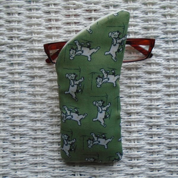 White Puppy Dog Glasses Case 